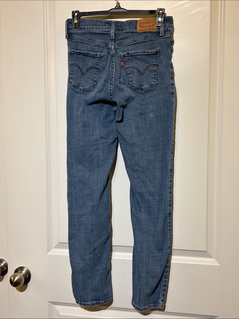 Levi’s 312 Jeans Shaping Slim Size 27